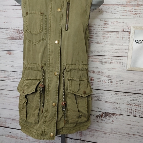 Roots Woven Utility Vest Size XS - Picture 4 of 16